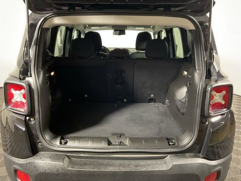 Used 2016 Jeep Renegade Latitude image 13