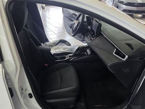 Used 2022 Toyota Corolla LE FWD image 20