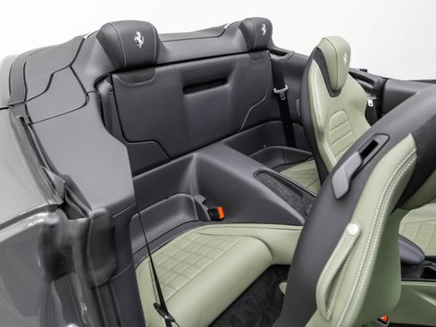 Certified 2025 Ferrari Roma Spider RWD image 56