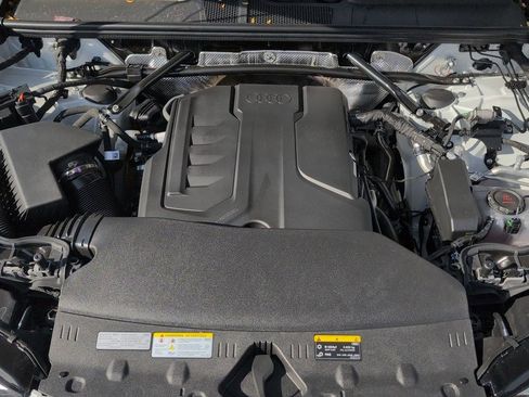 New 2025 Audi Q5 Premium Plus image 27