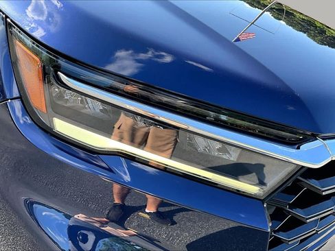 Certified 2025 Honda Pilot Touring image 59