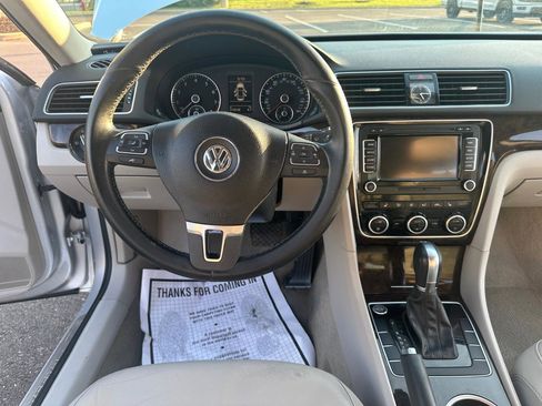Used 2014 Volkswagen Passat 1.8T SEL Premium FWD image 15