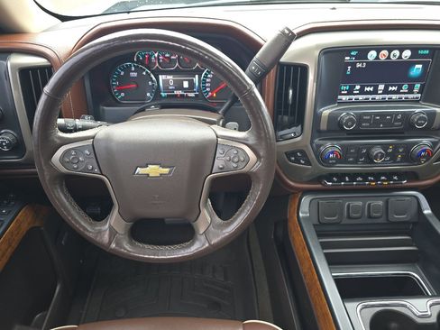 Used 2017 Chevrolet Silverado 1500 High Country image 14