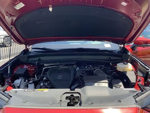 Used 2024 Toyota Grand Highlander AWD Hybrid image 16