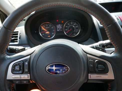 Used 2017 Subaru Crosstrek 2.0i Premium AWD/4WD image 25