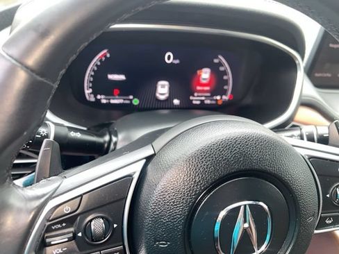 Used 2023 Acura MDX SH-AWD w/ Technology Package image 14