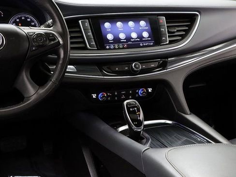 Used 2020 Buick Enclave Premium w/ Sun and Sites Package AWD/4WD image 16