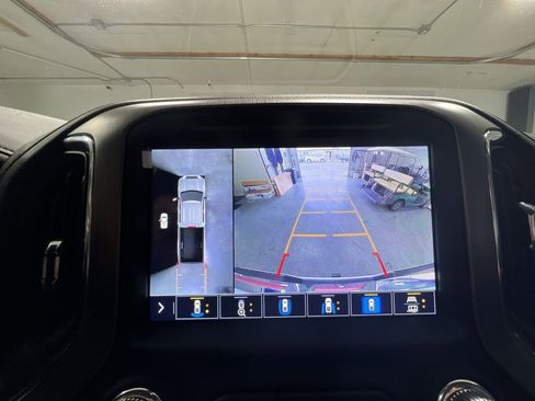 Certified 2023 GMC Sierra 3500 Denali w/ Denali Ultimate Package image 15