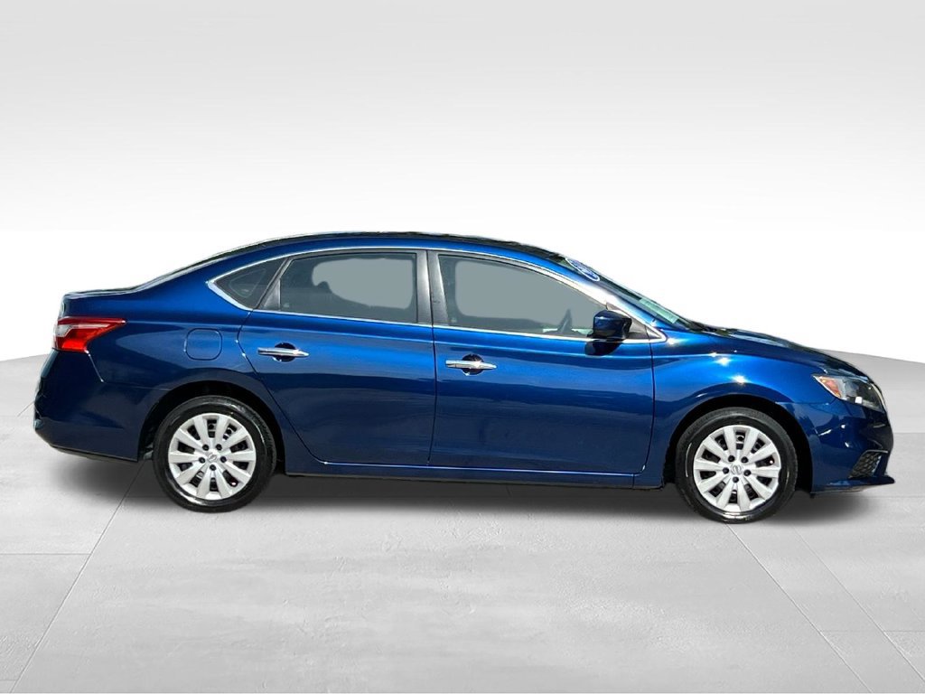 Used 2017 Nissan Sentra S FWD image 4