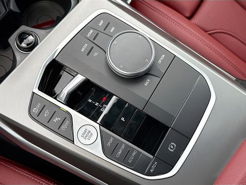 New 2026 BMW 330i Sedan w/ M Sport Package RWD image 29