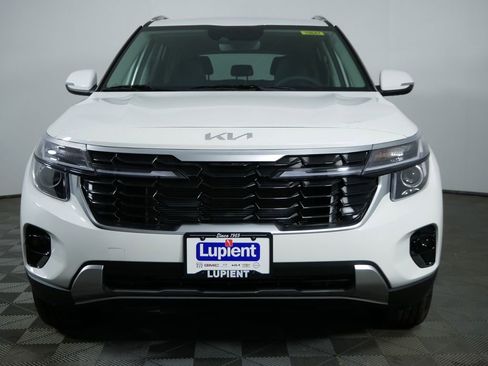 New 2026 Kia Seltos S image 3