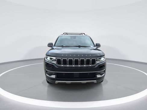 Used 2022 Jeep Wagoneer Series III w/ Premium Group I AWD/4WD image 1