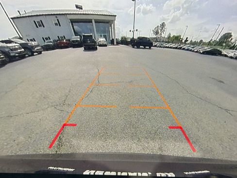 Used 2024 GMC Acadia Elevation w/ Luxury Package FWD image 30