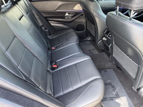 Used 2023 Mercedes-Benz GLE 350 w/ AMG Line Exterior image 11