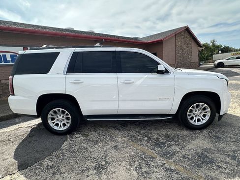 Used 2018 GMC Yukon SLT w/ HD Trailering Package RWD image 10
