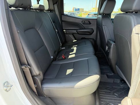 Used 2025 Chevrolet Colorado Trail Boss AWD/4WD image 36
