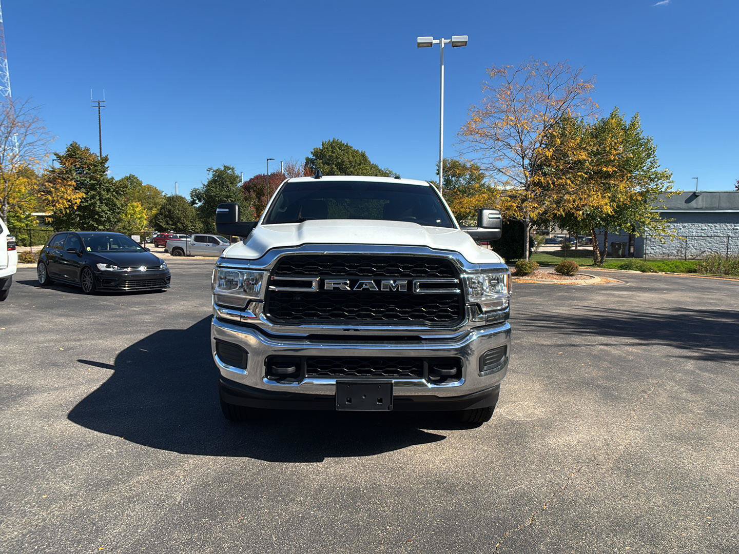Used 2024 RAM 3500 Tradesman w/ Chrome Appearance Group AWD/4WD image 43