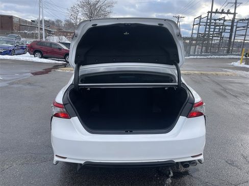 Used 2019 Toyota Camry SE image 13