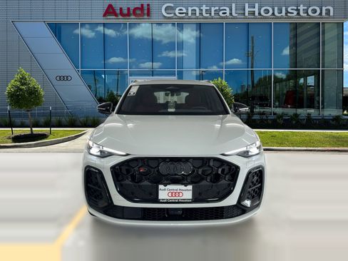 New 2025 Audi SQ5 Prestige image 6