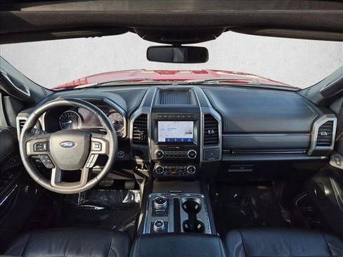 Used 2020 Ford Expedition XLT w/ Equipment Group 202A AWD/4WD image 19