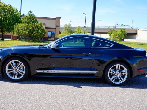 Used 2019 Ford Mustang Premium w/ Equipment Group 201A RWD image 7