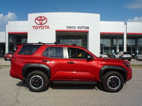 Used 2025 Toyota 4Runner TRD Off-Road Premium AWD/4WD image 1
