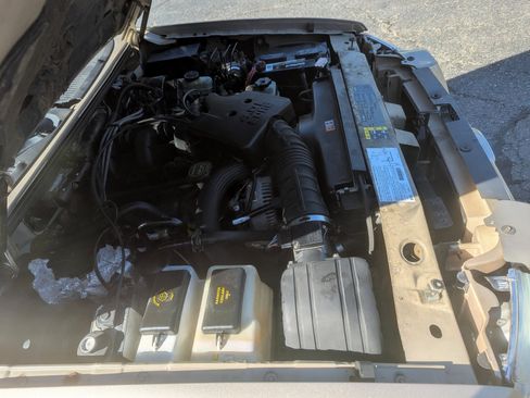 Used 2003 Ford Explorer Sport Trac XLT image 38