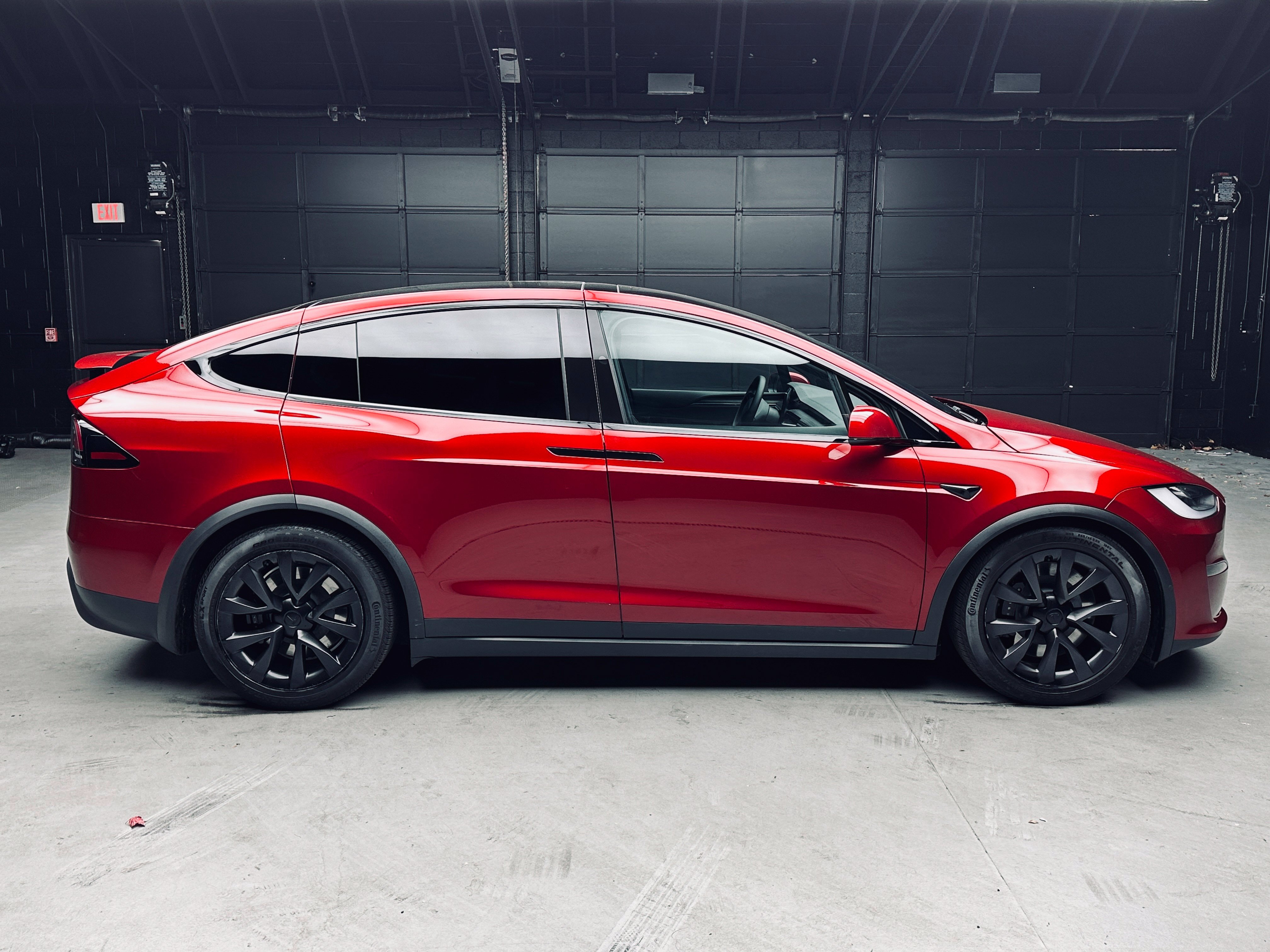 Used 2023 Tesla Model X AWD/4WD image 8
