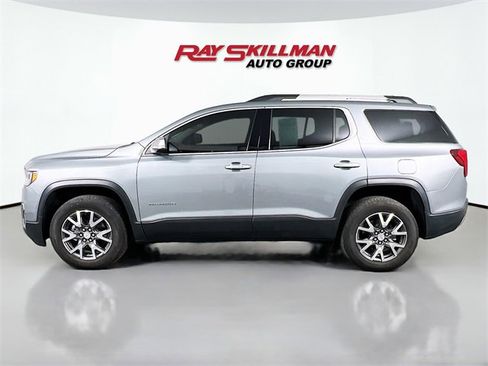 Used 2023 GMC Acadia SLE w/ Driver Convenience Package image 4