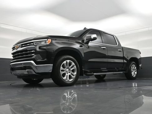 Used 2024 Chevrolet Silverado 1500 LTZ RWD image 23