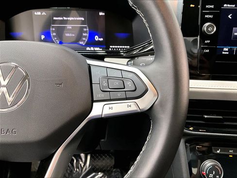 Used 2025 Volkswagen Taos S image 21