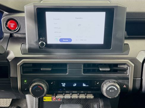 Used 2025 Toyota 4Runner TRD Off-Road image 23