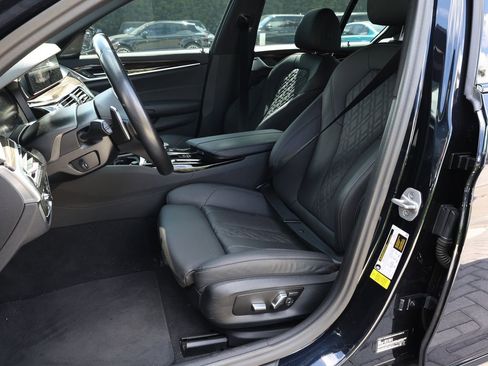 Used 2023 BMW 530i w/ M Sport Package image 17