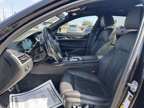 Used 2019 BMW 740e xDrive w/ Executive Package image 22