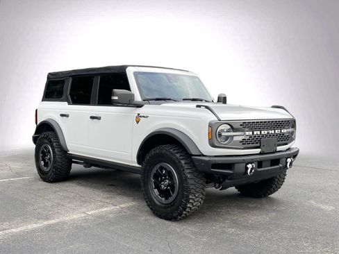 Used 2021 Ford Bronco Badlands AWD/4WD image 2
