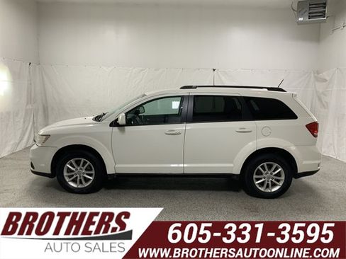 Used 2014 Dodge Journey SXT w/ Flexible Seating Group AWD/4WD image 1