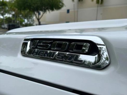 Certified 2019 RAM 1500 Big Horn RWD image 32