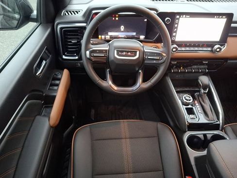 Used 2026 GMC Canyon AT4 w/ Nightfall Essentials Package image 11