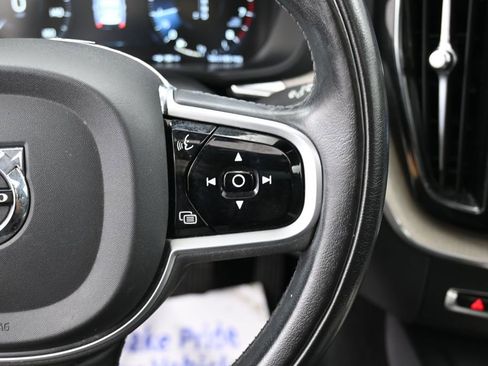 Used 2021 Volvo XC60 T5 Inscription w/ Advanced Package FWD image 19