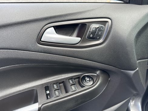 Used 2013 Ford Escape SEL FWD image 11
