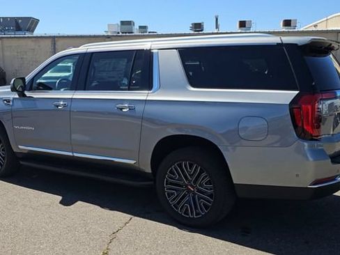 New 2026 GMC Yukon XL Elevation AWD/4WD image 7