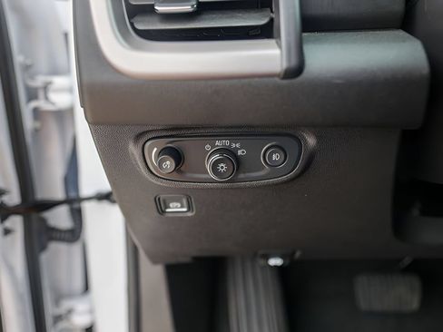 Used 2023 GMC Terrain AT4 AWD/4WD image 19