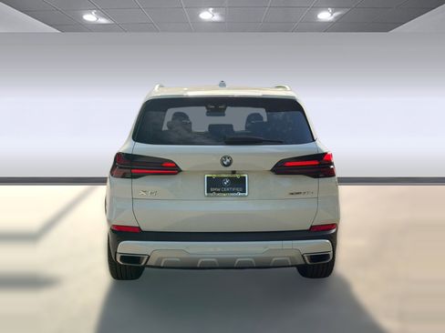 Certified 2025 BMW X5 xDrive50e w/ Premium Package AWD/4WD image 10