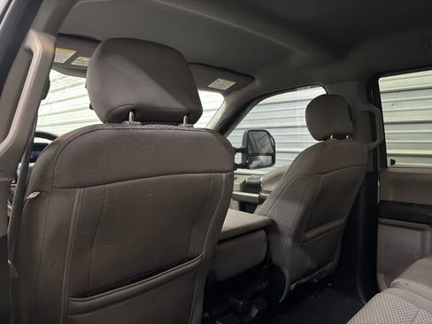 Used 2019 Ford F150 XLT w/ Trailer Tow Package image 22