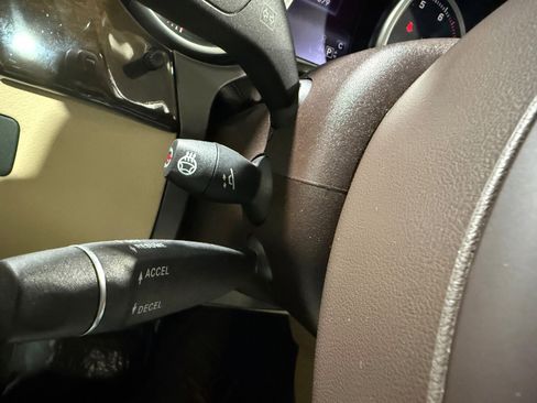 Used 2018 Mercedes-Benz GLE 350 4MATIC w/ Premium 1 Package image 35