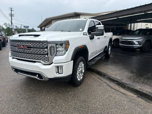 Used 2020 GMC Sierra 3500 Denali w/ Denali Ultimate Package AWD/4WD image 2