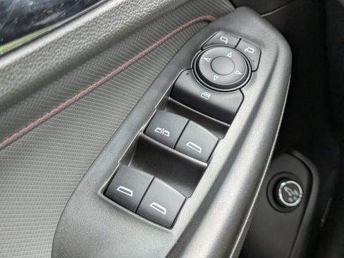 Used 2023 Chevrolet TrailBlazer RS w/ Sun and Liftgate Package image 26