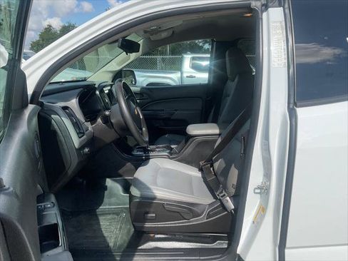 Used 2019 Chevrolet Colorado W/T w/ WT Convenience Package RWD image 8