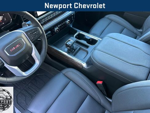 New 2026 GMC Sierra 1500 Elevation w/ Elevation Premium Package image 11