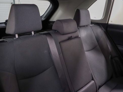Used 2022 Toyota RAV4 LE AWD/4WD image 27